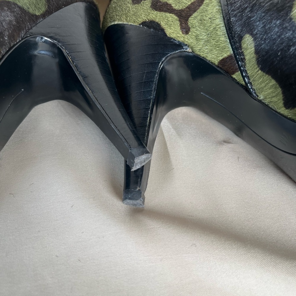 Nine West Green and Black Camouflage Heeled Boots - Picture 7 of 9